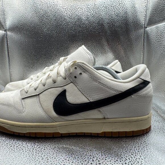 Size 11 Nike Dunk Low Canvas White Gum Black Mens Lace-Up Sneakers AA1056-100 - Picture 9 of 12